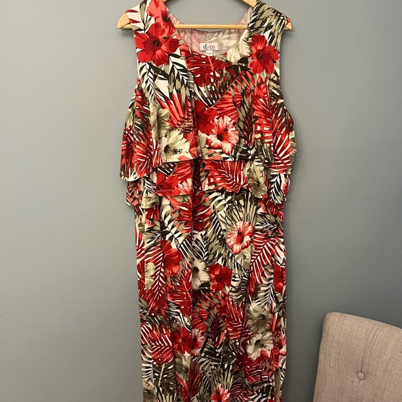 d&co Dresses & Skirts - D & Co Sleeveless Maxi Dress